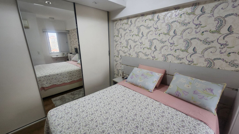 Imagem Apartamento com 2 Quartos à Venda, 67 m² em Encruzilhada - Santos