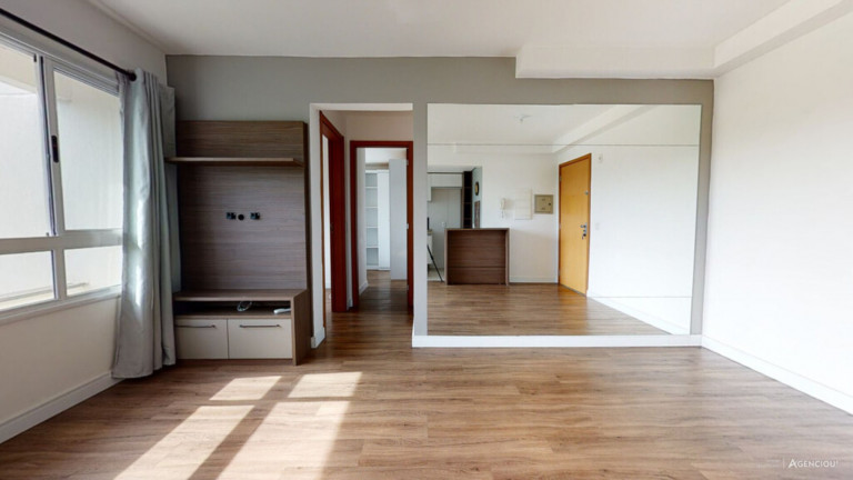 Imagem Imóvel com 2 Quartos à Venda, 50 m² em Tristeza - Porto Alegre Imagem Imóvel com 2 Quartos à Venda, 50 m² em Tristeza - Porto Alegre