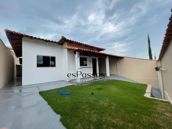 Casa com 3 Quartos à Venda, 240 m² em Dona Suzana - Florestal