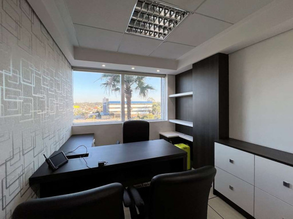 Imagem Imóvel com 4 Quartos à Venda, 59 m² em Lageadinho - Cotia