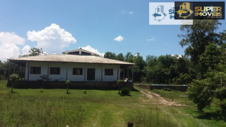 Imagem Casa com 3 Quartos à Venda, 230 m² em Fragata - Pelotas Imagem Casa com 3 Quartos à Venda, 230 m² em Fragata - Pelotas