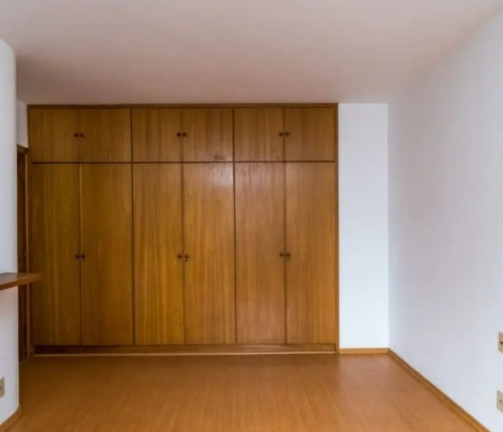 Imagem Imóvel com 4 Quartos à Venda, 370 m² em Vila Suzana - São Paulo