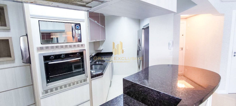 Imagem Apartamento com 3 Quartos à Venda, 172 m² em Centro - Balneário Camboriú Imagem Apartamento com 3 Quartos à Venda, 172 m² em Centro - Balneário Camboriú