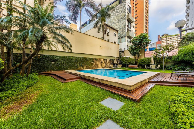 Imóvel com 2 Quartos à Venda,  em Pinheiros - São Paulo