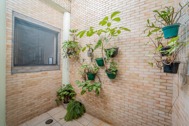 Imagem Casa com 2 Quartos à Venda, 145 m² em Mirandópolis - São Paulo