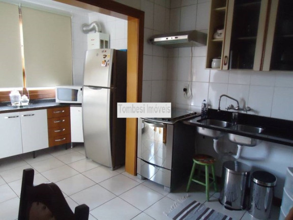 Imagem Sobrado com 3 Quartos à Venda, 176 m² em Jardim Sabará - Porto Alegre Imagem Sobrado com 3 Quartos à Venda, 176 m² em Jardim Sabará - Porto Alegre