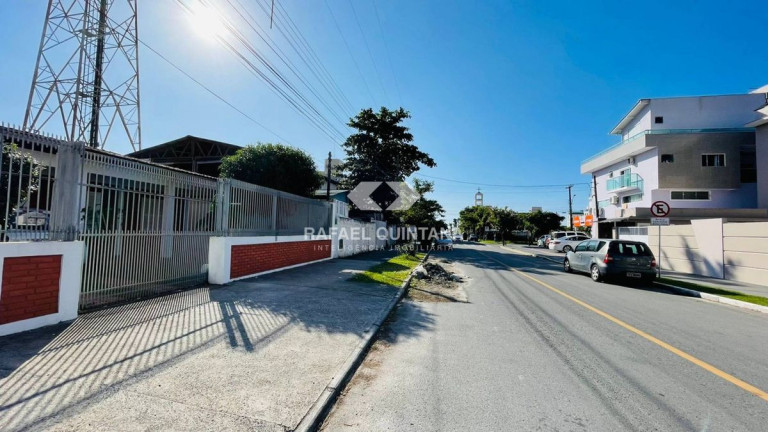 Imagem Casa com 3 Quartos à Venda, 127 m² em Canasvieiras - Florianópolis