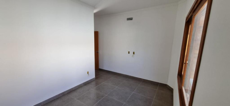 Imagem Casa com 2 Quartos à Venda, 65 m² em -- - Rainha Do Mar Imagem Casa com 2 Quartos à Venda, 65 m² em -- - Rainha Do Mar
