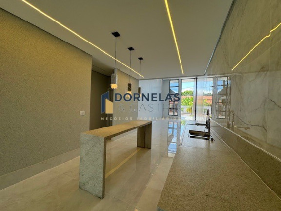 Imagem Casa com 3 Quartos à Venda, 400 m² em Guará I - Brasília Imagem Casa com 3 Quartos à Venda, 400 m² em Guará I - Brasília