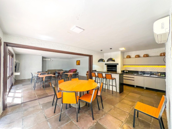 Imagem Apartamento com 3 Quartos à Venda, 195 m² em Auxiliadora - Porto Alegre Imagem Apartamento com 3 Quartos à Venda, 195 m² em Auxiliadora - Porto Alegre