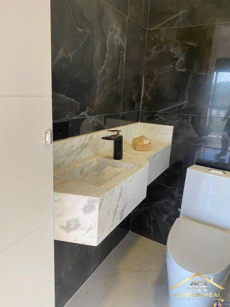 Imagem Casa de Condomínio com 3 Quartos à Venda, 254 m² em Suru - Santana De Parnaíba Imagem Casa de Condomínio com 3 Quartos à Venda, 254 m² em Suru - Santana De Parnaíba