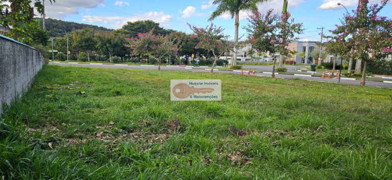 Terreno à Venda, 614 m² em Jardim Colonial - Atibaia