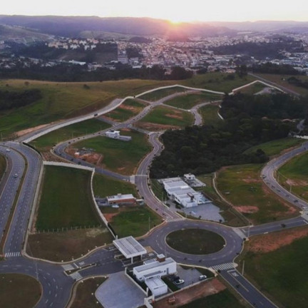 Imagem Imóvel com 3 Quartos à Venda, 190 m² em Residencial Fazenda Santa Rosa - Fase 1 - Itatiba