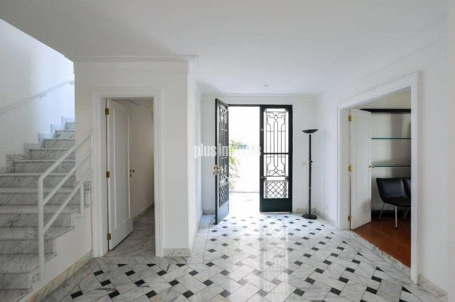 Imagem Casa com 4 Quartos à Venda, 624 m² em Cidade Jardim - São Paulo Imagem Casa com 4 Quartos à Venda, 624 m² em Cidade Jardim - São Paulo