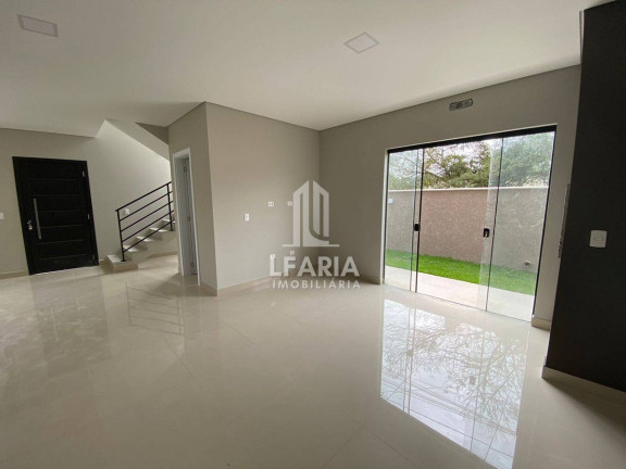 Imagem Sobrado à Venda, em Brasília - Itapoá Imagem Sobrado à Venda, em Brasília - Itapoá