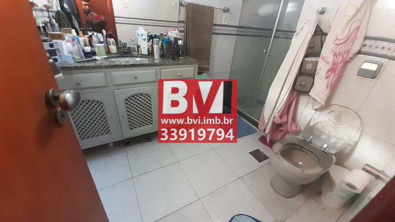 Imagem Casa com 3 Quartos à Venda, 211 m² em Vila Da Penha - Rio De Janeiro Imagem Casa com 3 Quartos à Venda, 211 m² em Vila Da Penha - Rio De Janeiro