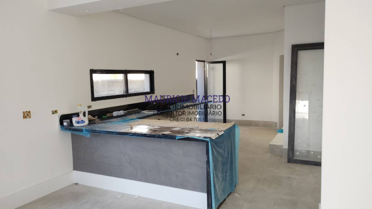 Imagem Casa com 4 Quartos à Venda, 388 m² em Alphaville - Santana De Parnaíba Imagem Casa com 4 Quartos à Venda, 388 m² em Alphaville - Santana De Parnaíba