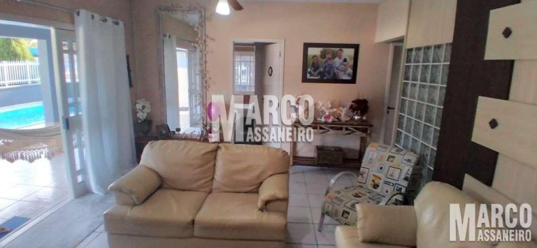 Imagem Casa com 3 Quartos à Venda, 450 m² em Pinheiros - Balneário Barra Do Sul