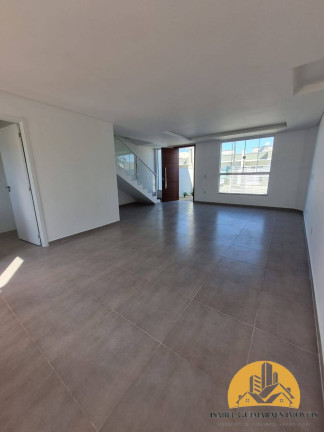 Imagem Sobrado com 3 Quartos à Venda, 100 m² em Meia Praia - Navegantes