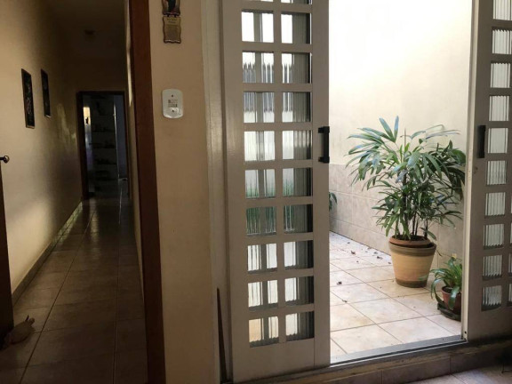 Imagem Casa com 3 Quartos à Venda, em Granjas Santa Terezinha - Taubaté Imagem Casa com 3 Quartos à Venda, em Granjas Santa Terezinha - Taubaté
