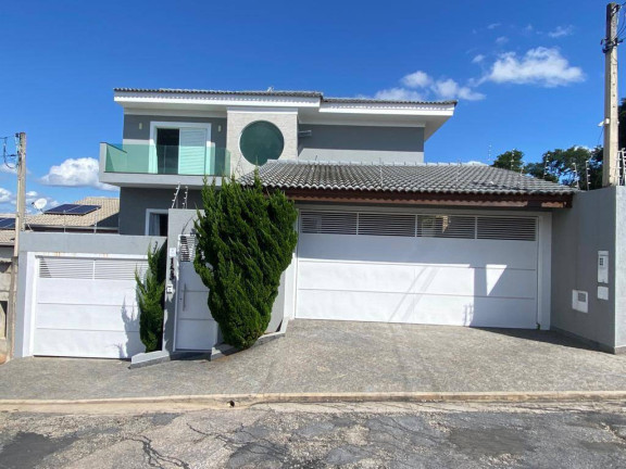 Casa com 3 Quartos à Venda, 250 m² em Guatambú - Piedade