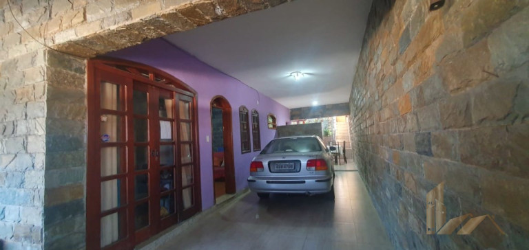 Imagem Casa com 6 Quartos à Venda, 280 m² em Vale Das Amendoeiras - Contagem Imagem Casa com 6 Quartos à Venda, 280 m² em Vale Das Amendoeiras - Contagem