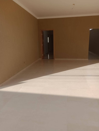 Imagem Casa com 4 Quartos à Venda, 370 m² em Vila Miguel Jorge - Anápolis