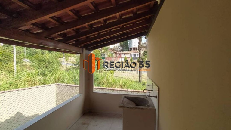 Imagem Casa com 3 Quartos à Venda, 100 m² em Jardim Quisisana - Poços De Caldas