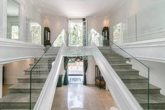 Imagem Casa com 6 Quartos à Venda ou Locação, em Jardim Guedala - São Paulo Imagem Casa com 6 Quartos à Venda ou Locação, em Jardim Guedala - São Paulo