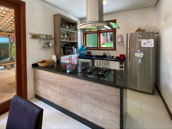 Imagem Casa de Condomínio com 3 Quartos à Venda, 310 m² em Chácara Das Candeias - Carapicuíba Imagem Casa de Condomínio com 3 Quartos à Venda, 310 m² em Chácara Das Candeias - Carapicuíba