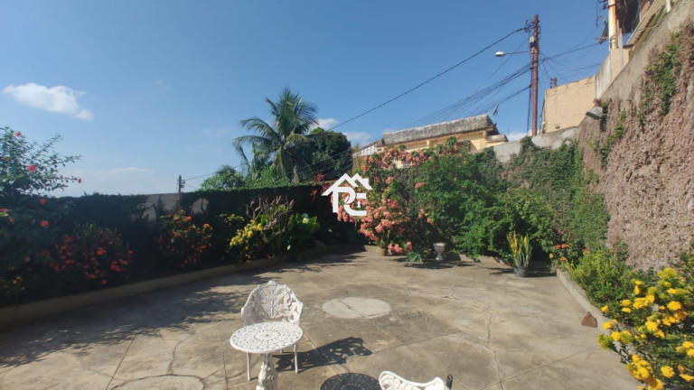 Imagem Casa com 4 Quartos à Venda, 340 m² em Barreto - Niterói