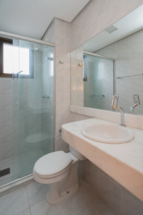 Imagem Apartamento com 2 Quartos à Venda, 67 m² em Passo Da Areia - Porto Alegre
