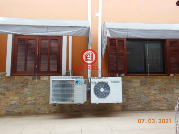 Imagem Casa com 4 Quartos à Venda, 265 m² em Loteamento Villa Branca - Jacareí Imagem Casa com 4 Quartos à Venda, 265 m² em Loteamento Villa Branca - Jacareí