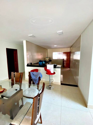 Imagem Casa com 4 Quartos à Venda, 420 m² em Jardins Madri - Goiânia Imagem Casa com 4 Quartos à Venda, 420 m² em Jardins Madri - Goiânia