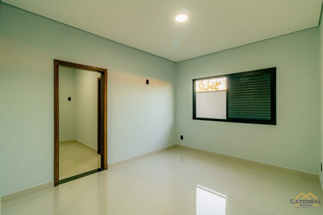 Imagem Imóvel com 3 Quartos à Venda, 385 m² em Medeiros - Itupeva Imagem Imóvel com 3 Quartos à Venda, 385 m² em Medeiros - Itupeva