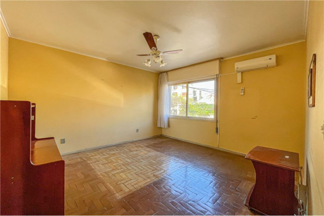 Imagem Imóvel com 3 Quartos à Venda,  em São Geraldo - Porto Alegre
