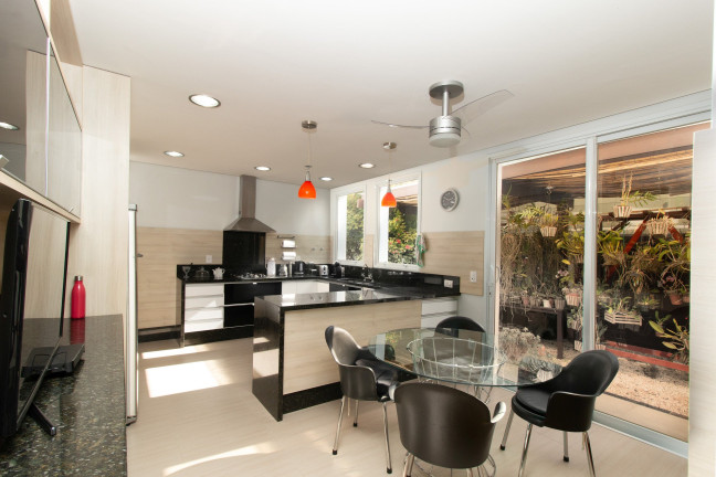 Imagem Casa com 4 Quartos à Venda, 435 m² em Sousas - Campinas Imagem Casa com 4 Quartos à Venda, 435 m² em Sousas - Campinas