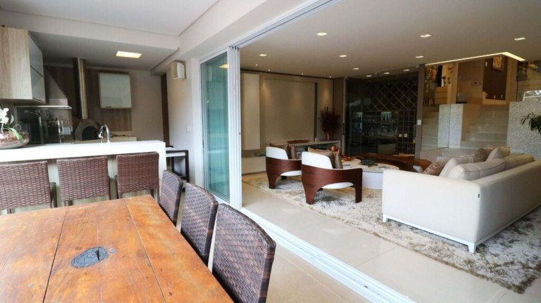 Imagem Casa com 4 Quartos à Venda, em Paraíso Do Morumbi - São Paulo Imagem Casa com 4 Quartos à Venda, em Paraíso Do Morumbi - São Paulo