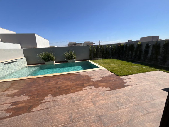 Imagem Casa com 4 Quartos à Venda, 300 m² em Condomínio Belvedere Ii - Cuiabá