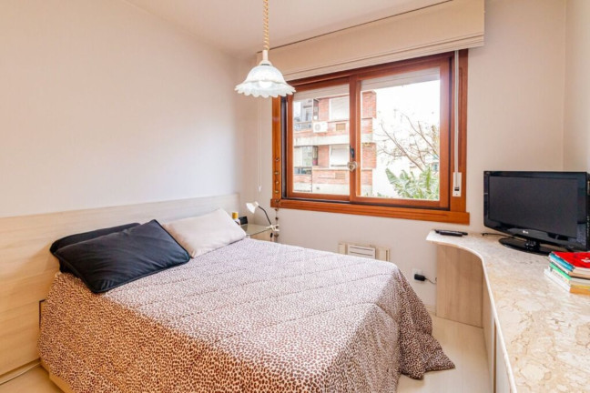 Imagem Imóvel com 2 Quartos à Venda, 97 m² em Petrópolis - Porto Alegre