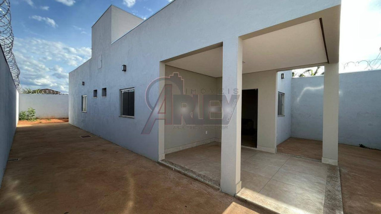 Casa com 3 Quartos à Venda, 260 m² em Jardim Primavera - Montes Claros