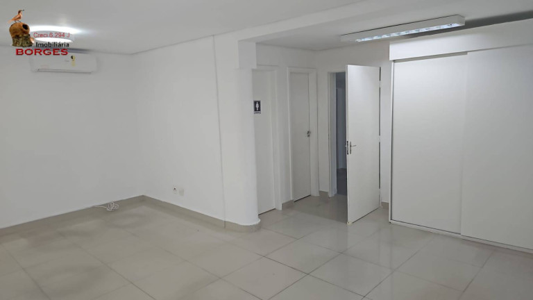 Imagem Casa com 9 Quartos à Venda, 237 m² em Jardim Paulista - São Paulo Imagem Casa com 9 Quartos à Venda, 237 m² em Jardim Paulista - São Paulo