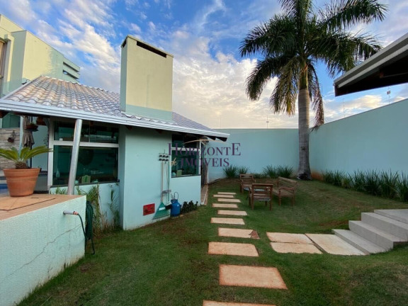 Imagem Sobrado com 3 Quartos à Venda, 215 m² em Vila Do Polonês - Campo Grande Imagem Sobrado com 3 Quartos à Venda, 215 m² em Vila Do Polonês - Campo Grande
