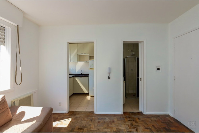 Imagem Apartamento com 1 Quarto à Venda, 34 m² em Vila Ipiranga - Porto Alegre