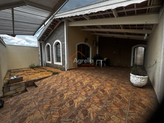 Casa com 4 Quartos à Venda, 196 m² em Tucura - Mogi Mirim