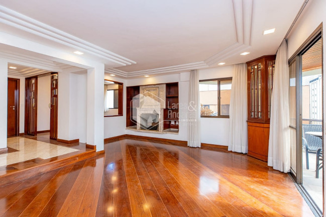 Imagem Apartamento com 3 Quartos à Venda, 189 m² em Jardim Paulista - São Paulo Imagem Apartamento com 3 Quartos à Venda, 189 m² em Jardim Paulista - São Paulo