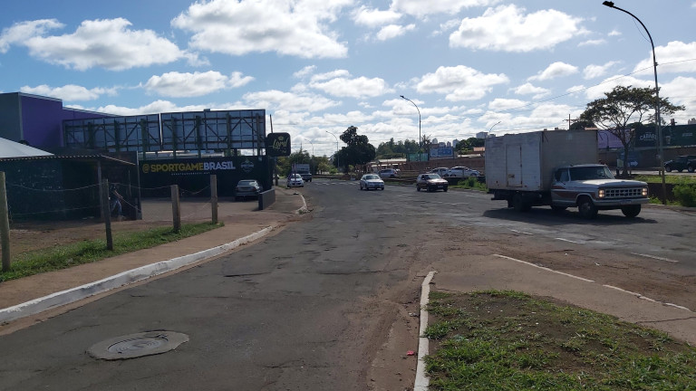 Imagem Terreno à Venda, 1.243 m² em Amambaí - Campo Grande Imagem Terreno à Venda, 1.243 m² em Amambaí - Campo Grande