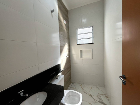 Imagem Casa com 2 Quartos à Venda, em Itanhaém Imagem Casa com 2 Quartos à Venda, em Itanhaém
