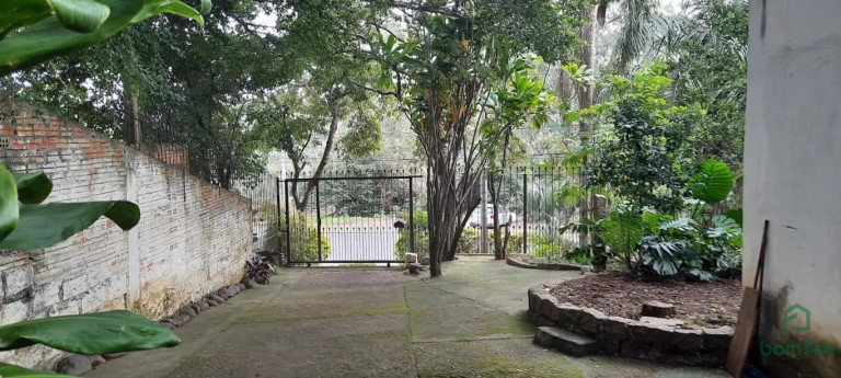 Imagem Casa com 3 Quartos à Venda, 300 m² em Vila Nova - Porto Alegre