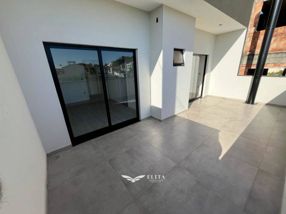 Imagem Sobrado com 3 Quartos à Venda, 157 m² em Centro - Barra Velha